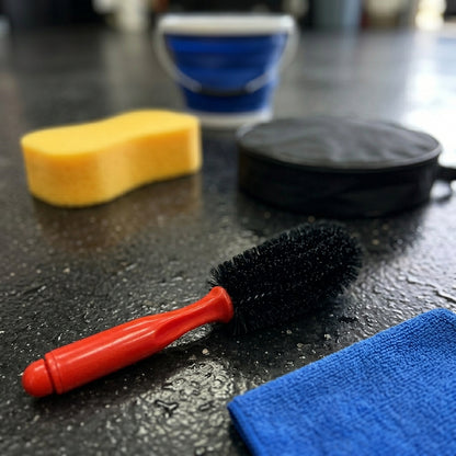 Portable Car Detailing Kit with Foldable Bucket
