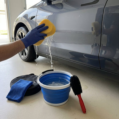 Portable Car Detailing Kit with Foldable Bucket